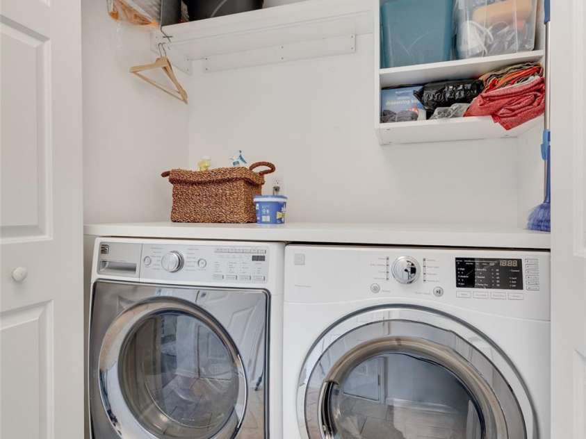 11615 Chadburn Lane, Charlotte, NC 28215.  MLS# CAR4271823, YatesRealty ID 20814. 