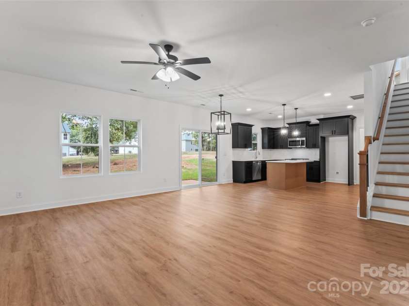 329 Henderson Circle, Harrisburg, NC 28075.  MLS# CAR4285649, YatesRealty ID 20814. 