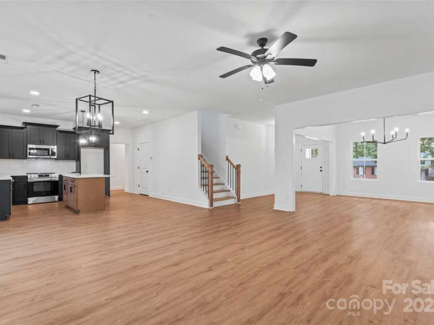 329 Henderson Circle, Harrisburg, NC 28075.  MLS# CAR4285649, YatesRealty ID 20814. 