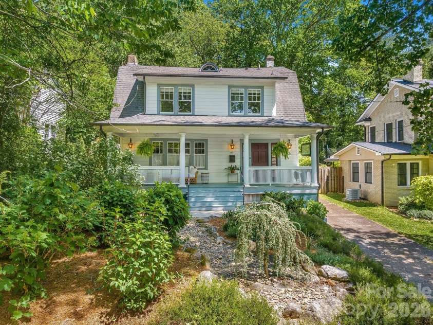 22 Westover Drive, Asheville, NC 28801.  MLS# CAR4376355, YatesRealty ID 20815. Custom Low Maintenance Landscaping 
