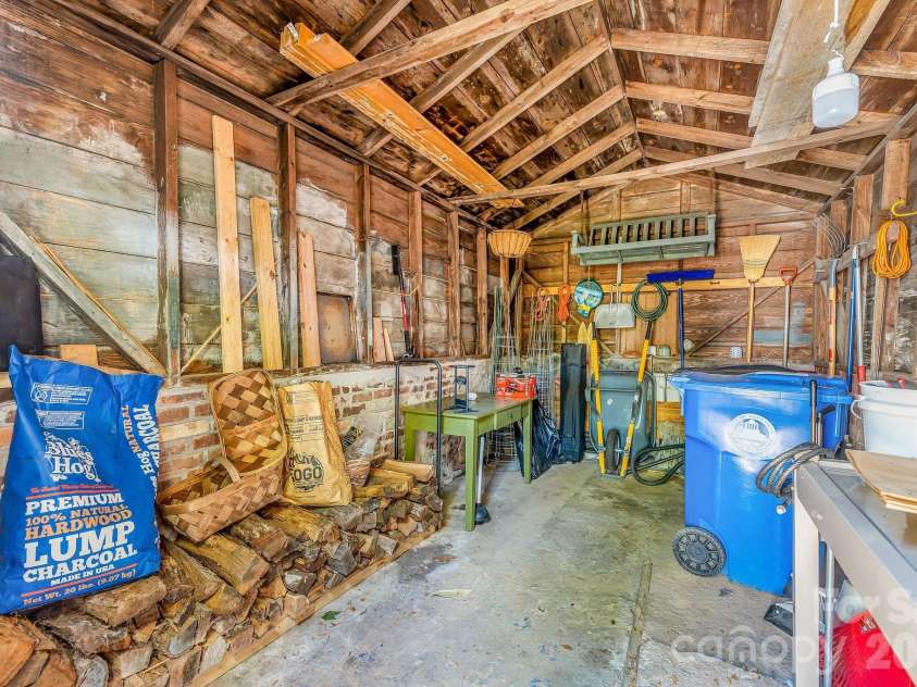 22 Westover Drive, Asheville, NC 28801.  MLS# CAR4376355, YatesRealty ID 20815. Large Storage Garage