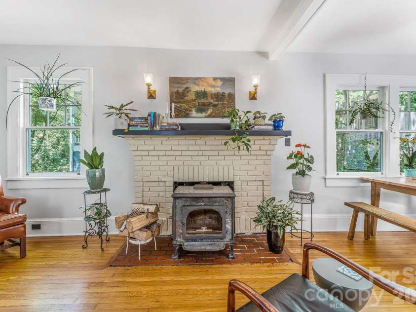 22 Westover Drive, Asheville, NC 28801.  MLS# CAR4376355, YatesRealty ID 20815. Wood Stove 