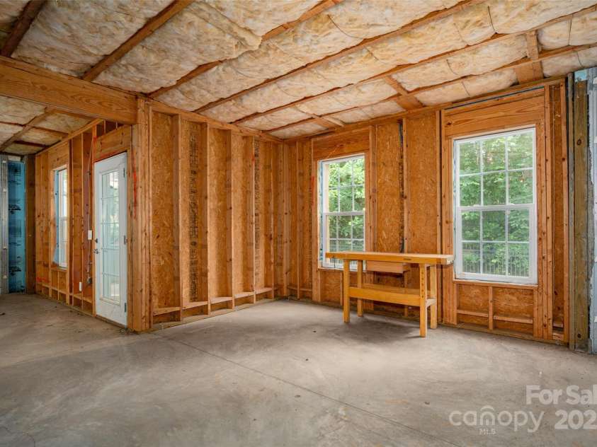 17513 Hawks View Drive, Fort Mill, SC 29707.  MLS# CAR4270227, YatesRealty ID 20816. 