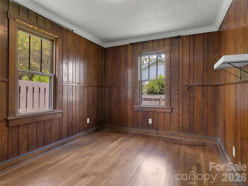29 Salem Street, Brevard, NC 28712.  MLS# CAR4379938, YatesRealty ID 20816. 
