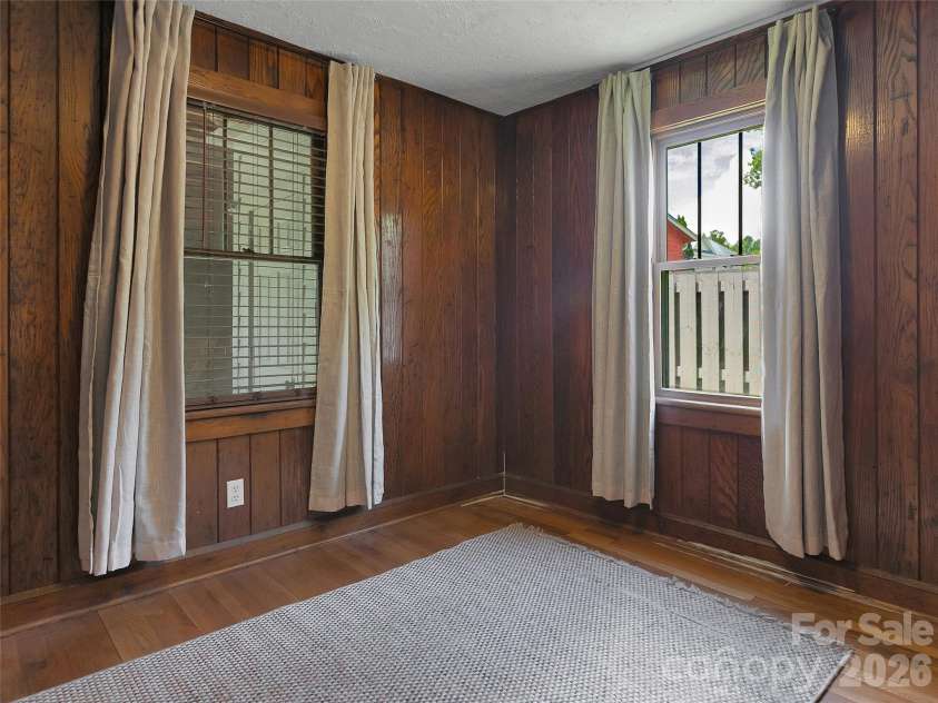 29 Salem Street, Brevard, NC 28712.  MLS# CAR4379938, YatesRealty ID 20816. 