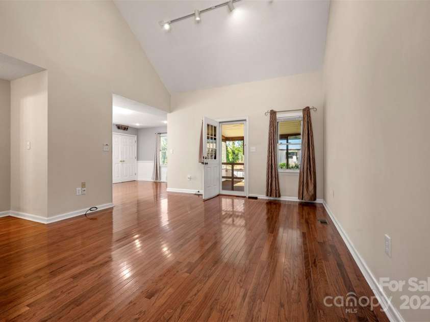 506 Pleasant Street, Spindale, NC 28160.  MLS# CAR4318654, YatesRealty ID 2082. 