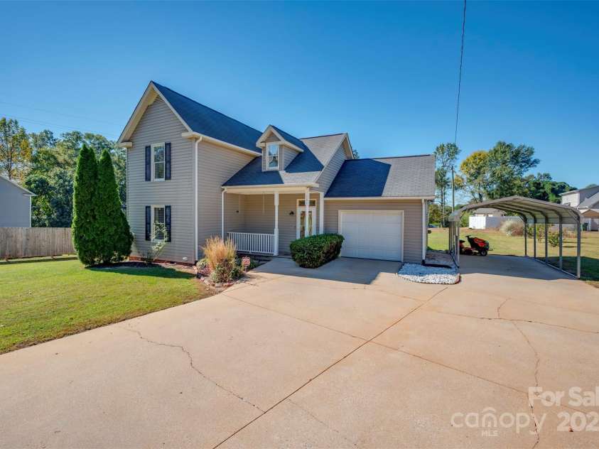 506 Pleasant Street, Spindale, NC 28160.  MLS# CAR4318654, YatesRealty ID 2082. 