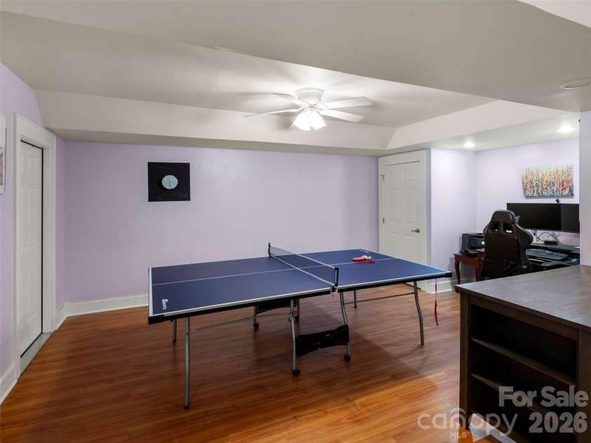 303 Brightwater Heights Drive, Hendersonville, NC 28791.  MLS# CAR4379767, YatesRealty ID 20820. 