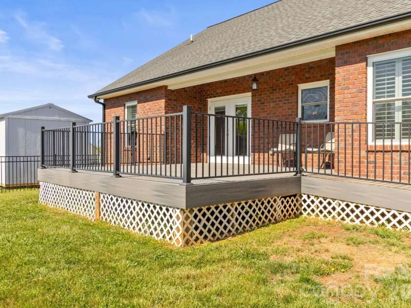 2411 Carriage Lane, Lincolnton, NC 28092.  MLS# CAR4369152, YatesRealty ID 20821. This is where mornings start slow and evenings wind down just right.