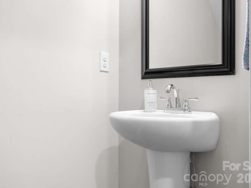 3939 Townes Boulevard, Terrell, NC 28682.  MLS# CAR4380268, YatesRealty ID 20824. Half bath for guests on the First Floor