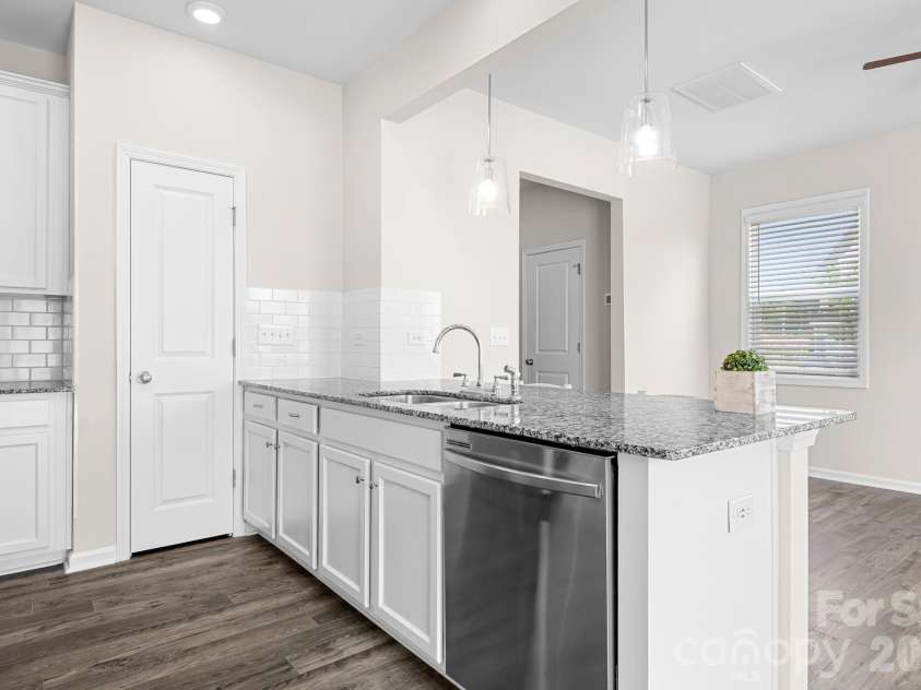 3939 Townes Boulevard, Terrell, NC 28682.  MLS# CAR4380268, YatesRealty ID 20824. Spacious island in this open floor plan