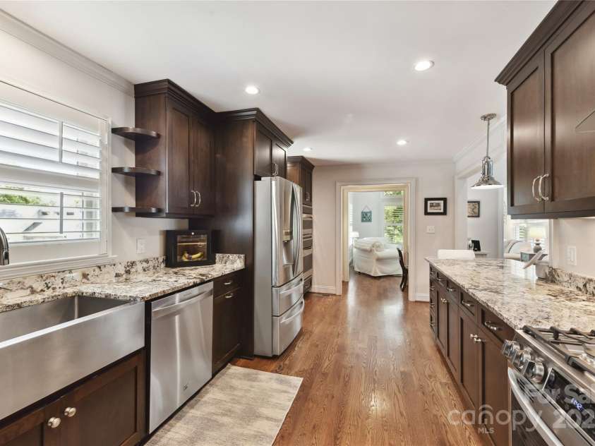 7010 Coventry Court, Tega Cay, SC 29708.  MLS# CAR4270562, YatesRealty ID 20824. 