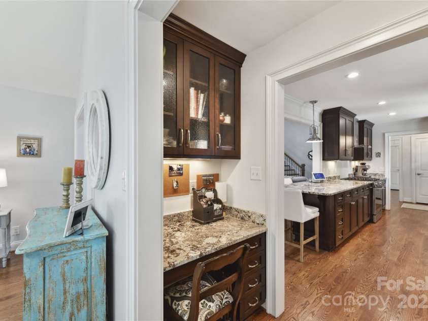 7010 Coventry Court, Tega Cay, SC 29708.  MLS# CAR4270562, YatesRealty ID 20824. 