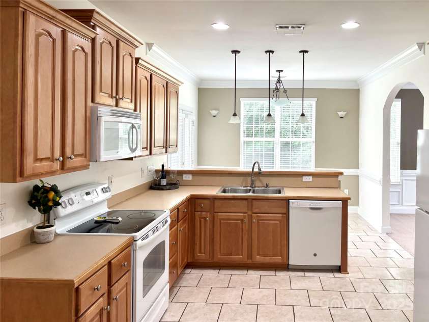 12904 Windy Lea Lane, Huntersville, NC 28078.  MLS# CAR4265387, YatesRealty ID 20825. 