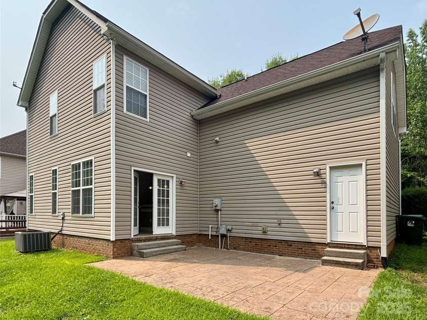 12904 Windy Lea Lane, Huntersville, NC 28078.  MLS# CAR4265387, YatesRealty ID 20825. 