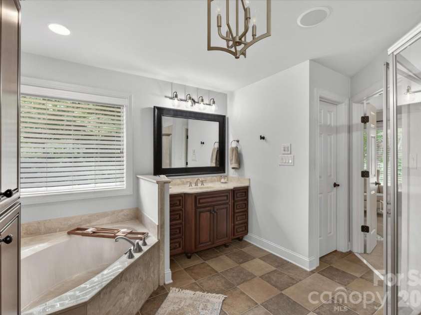 8905 Herbert Lane, Waxhaw, NC 28173.  MLS# CAR4378652, YatesRealty ID 20827. 