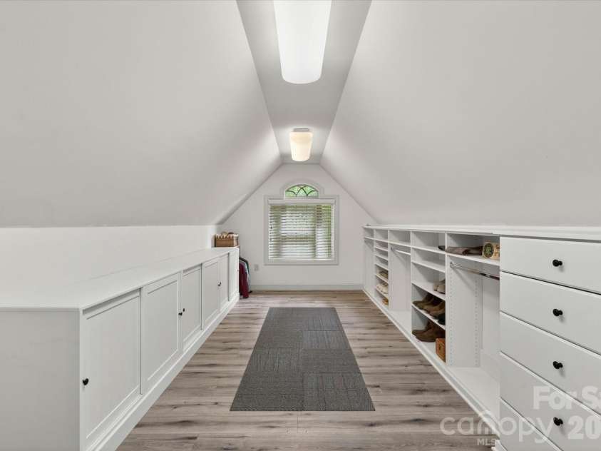 8905 Herbert Lane, Waxhaw, NC 28173.  MLS# CAR4378652, YatesRealty ID 20827. 