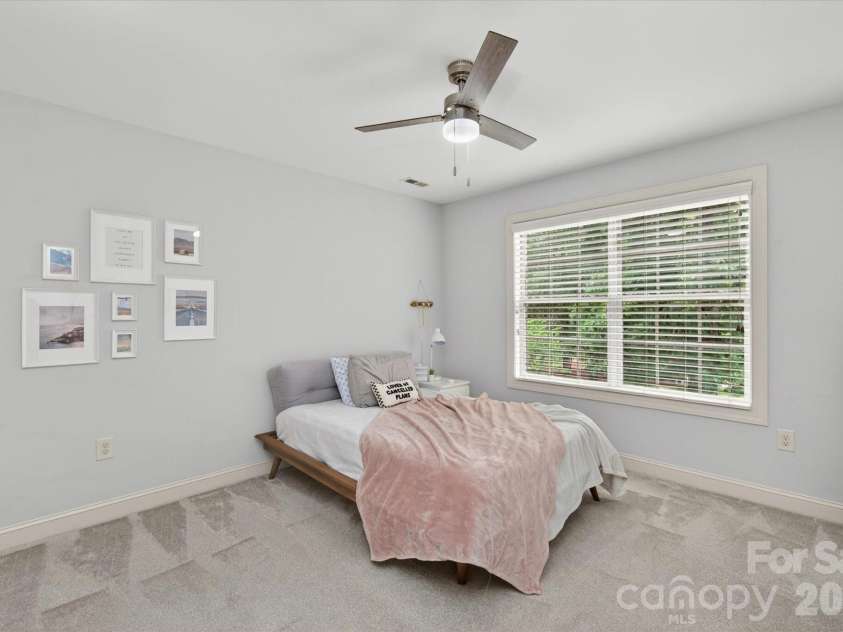 8905 Herbert Lane, Waxhaw, NC 28173.  MLS# CAR4378652, YatesRealty ID 20827. 