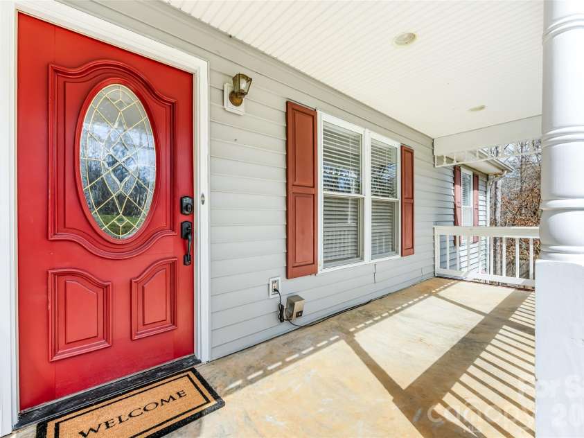 7722 Farmbrook Drive, Waxhaw, NC 28173.  MLS# CAR4353211, YatesRealty ID 20828. 