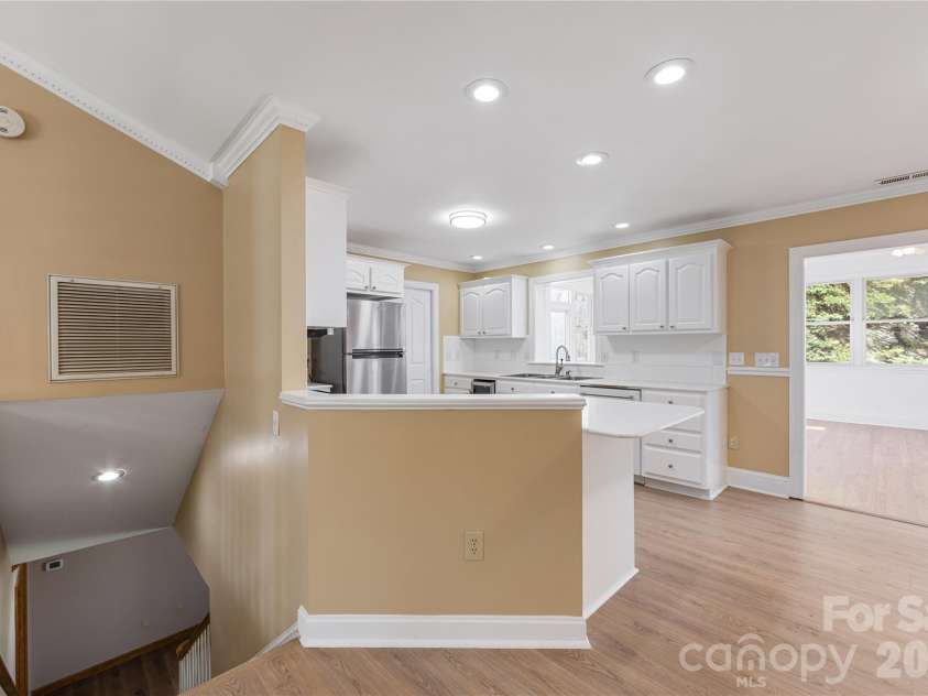 7722 Farmbrook Drive, Waxhaw, NC 28173.  MLS# CAR4353211, YatesRealty ID 20828. 