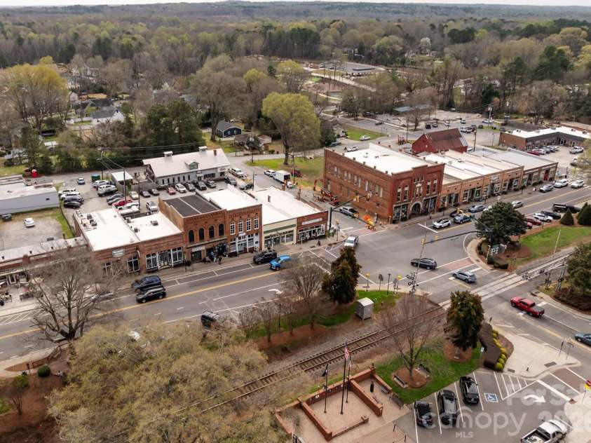 7722 Farmbrook Drive, Waxhaw, NC 28173.  MLS# CAR4353211, YatesRealty ID 20828. Downtown waxhaw