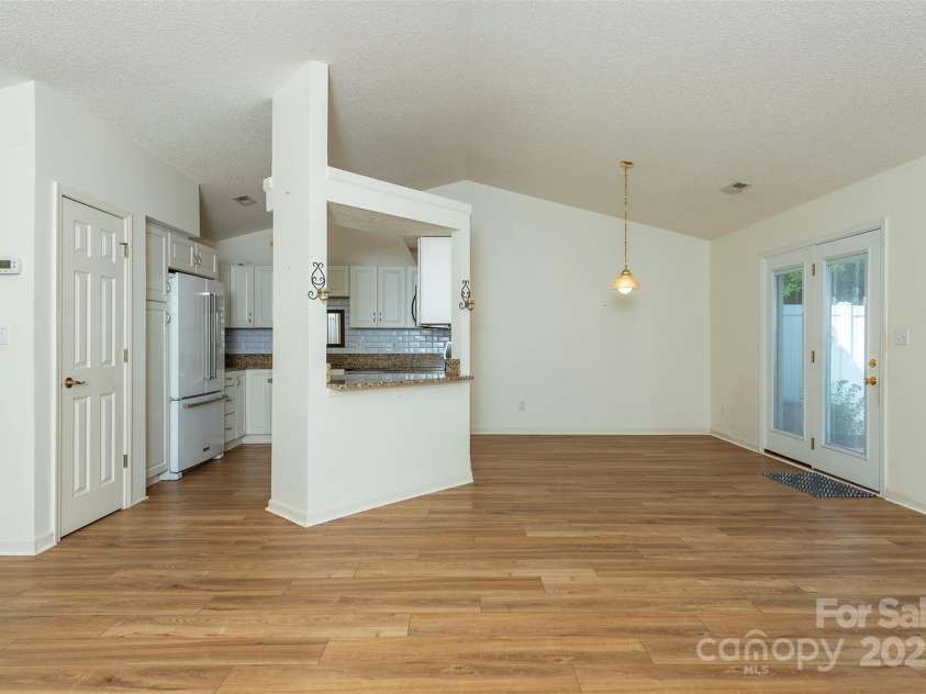 16 Red Barn Lane, Fletcher, NC 28732.  MLS# CAR4268859, YatesRealty ID 20829. 