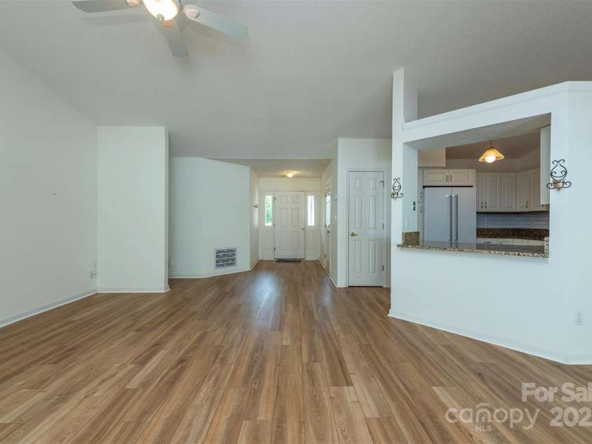 16 Red Barn Lane, Fletcher, NC 28732.  MLS# CAR4268859, YatesRealty ID 20829. 