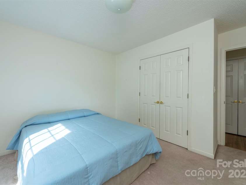16 Red Barn Lane, Fletcher, NC 28732.  MLS# CAR4268859, YatesRealty ID 20829. 