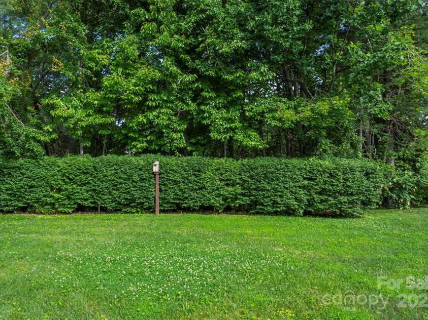 16 Red Barn Lane, Fletcher, NC 28732.  MLS# CAR4268859, YatesRealty ID 20829. 