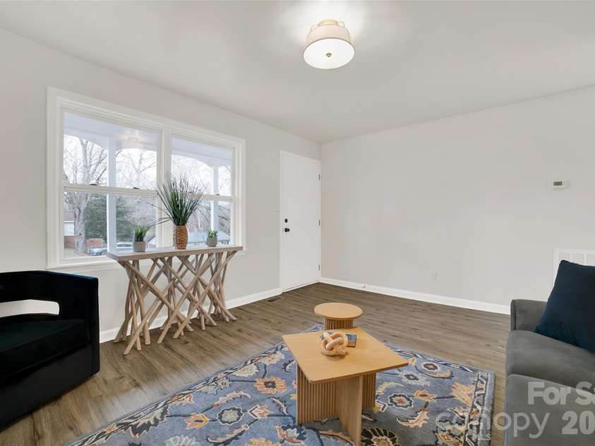 1801 Highland Avenue, Morganton, NC 28655.  MLS# CAR4351196, YatesRealty ID 20829. 