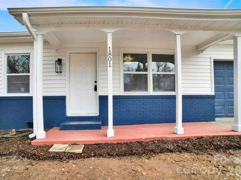 1801 Highland Avenue, Morganton, NC 28655.  MLS# CAR4351196, YatesRealty ID 20829. 