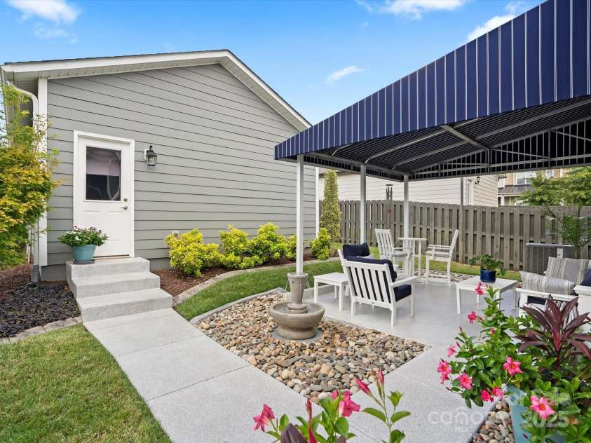 13923 Jacks Lane, Pineville, NC 28134.  MLS# CAR4232164, YatesRealty ID 2083. Back Yard