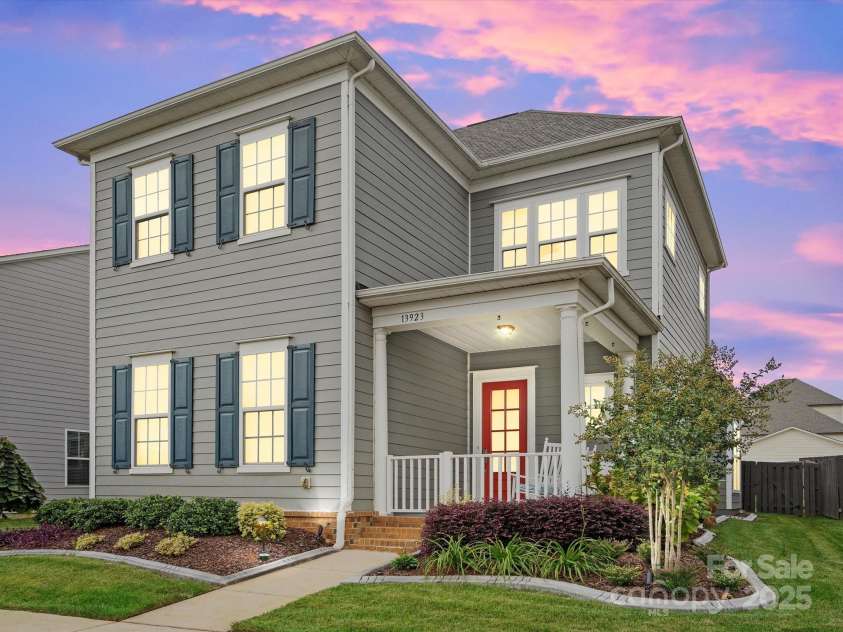 13923 Jacks Lane, Pineville, NC 28134.  MLS# CAR4232164, YatesRealty ID 2083. Front Exterior