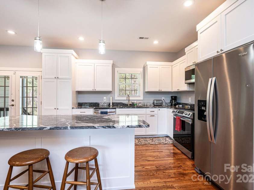 1092 Mast Hook Way, Morganton, NC 28655.  MLS# CAR4243274, YatesRealty ID 20831. 