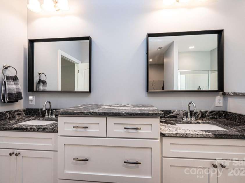 1092 Mast Hook Way, Morganton, NC 28655.  MLS# CAR4243274, YatesRealty ID 20831. 