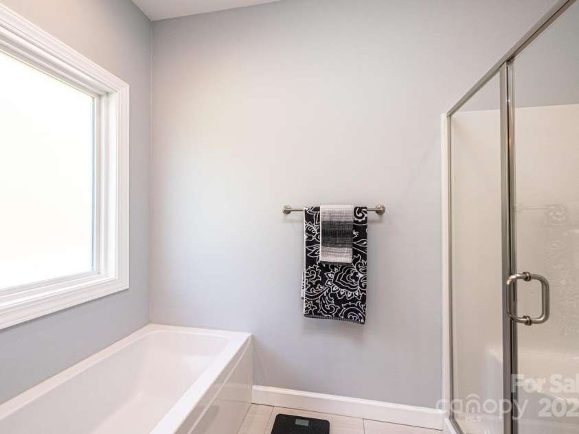 1092 Mast Hook Way, Morganton, NC 28655.  MLS# CAR4243274, YatesRealty ID 20831. 