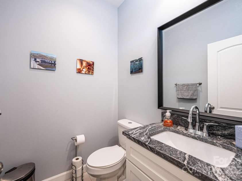 1092 Mast Hook Way, Morganton, NC 28655.  MLS# CAR4243274, YatesRealty ID 20831. 