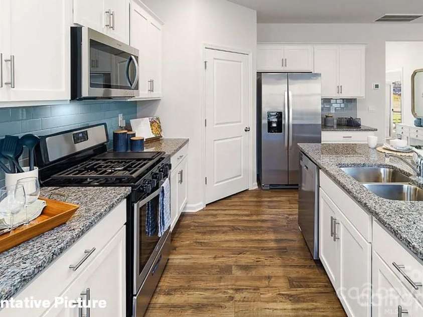 221 Paige Road, Kings Mountain, NC 28086.  MLS# CAR4260035, YatesRealty ID 20832. 