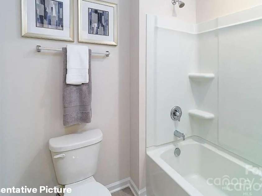 221 Paige Road, Kings Mountain, NC 28086.  MLS# CAR4260035, YatesRealty ID 20832. 