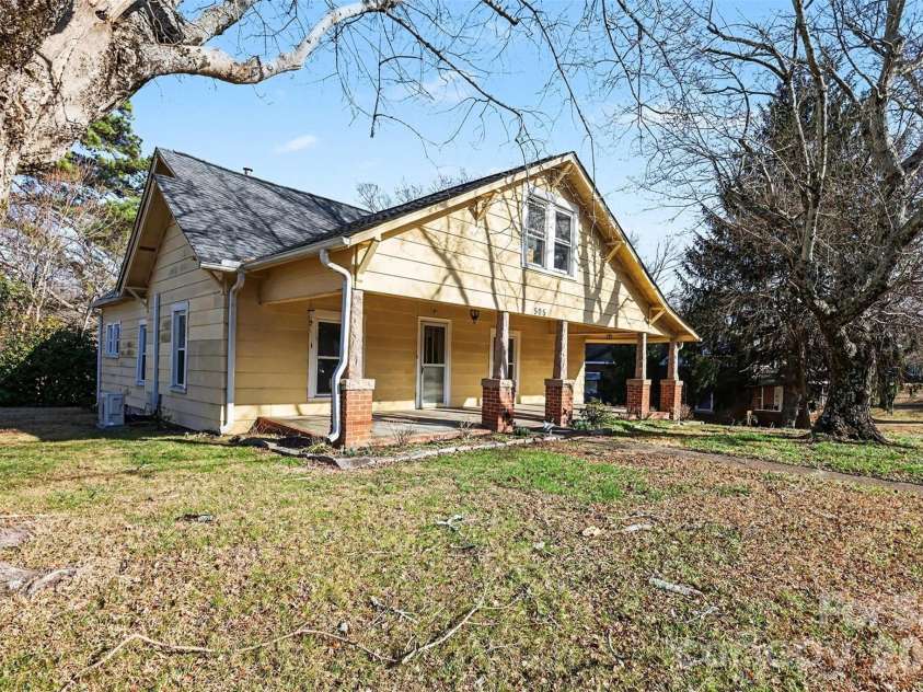 505 Main GQ Street, Salisbury, NC 28146.  MLS# CAR4335988, YatesRealty ID 20832. 