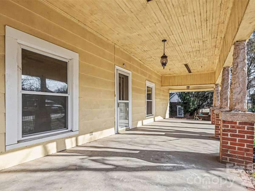 505 Main GQ Street, Salisbury, NC 28146.  MLS# CAR4335988, YatesRealty ID 20832. 