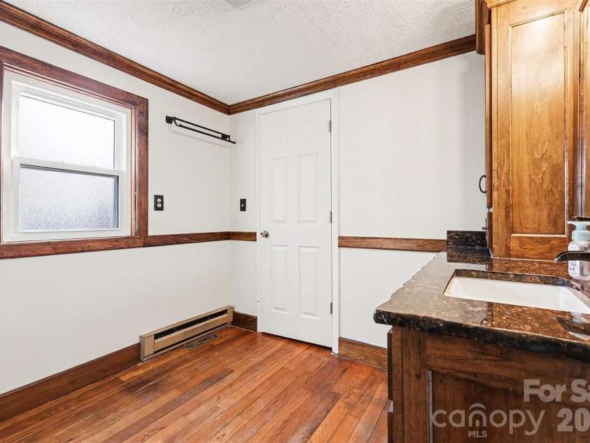 505 Main GQ Street, Salisbury, NC 28146.  MLS# CAR4335988, YatesRealty ID 20832. 