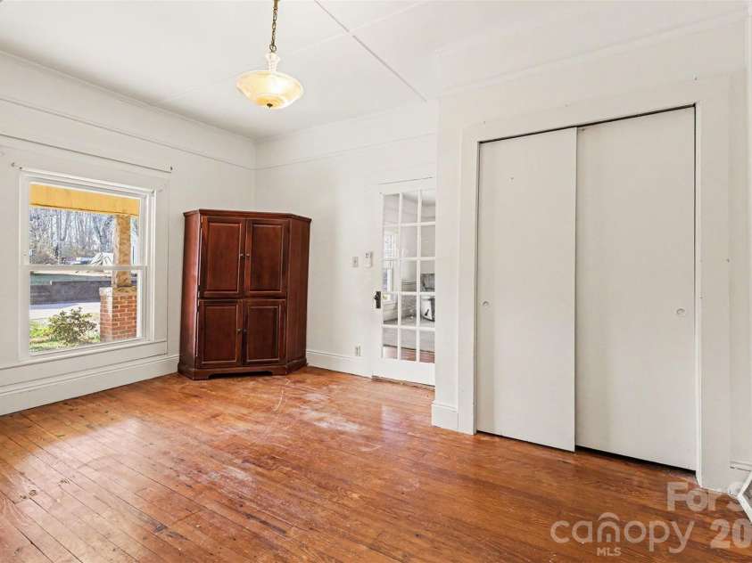 505 Main GQ Street, Salisbury, NC 28146.  MLS# CAR4335988, YatesRealty ID 20832. 