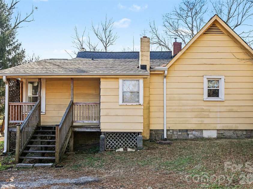 505 Main GQ Street, Salisbury, NC 28146.  MLS# CAR4335988, YatesRealty ID 20832. 
