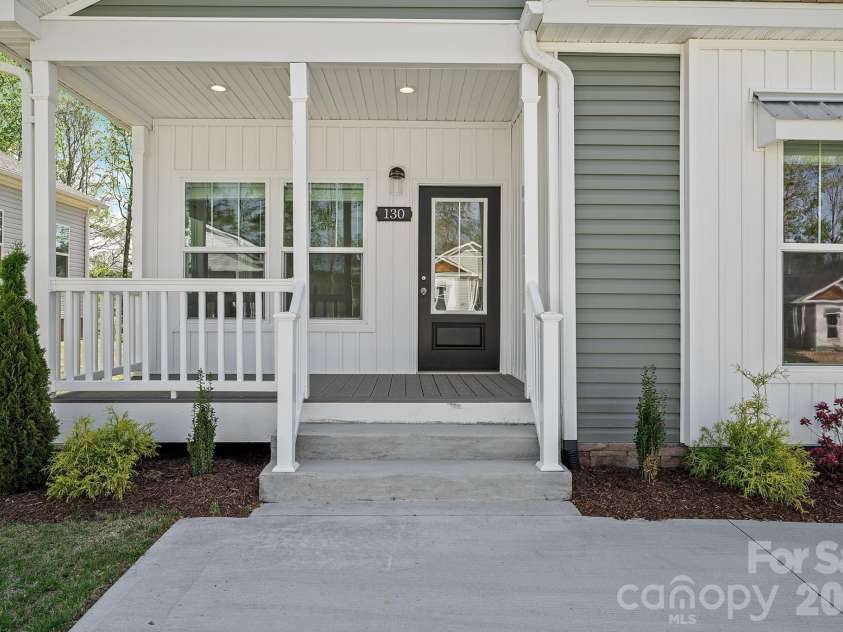130 Bellamy Road, Asheville, NC 28806.  MLS# CAR4370513, YatesRealty ID 20834. 