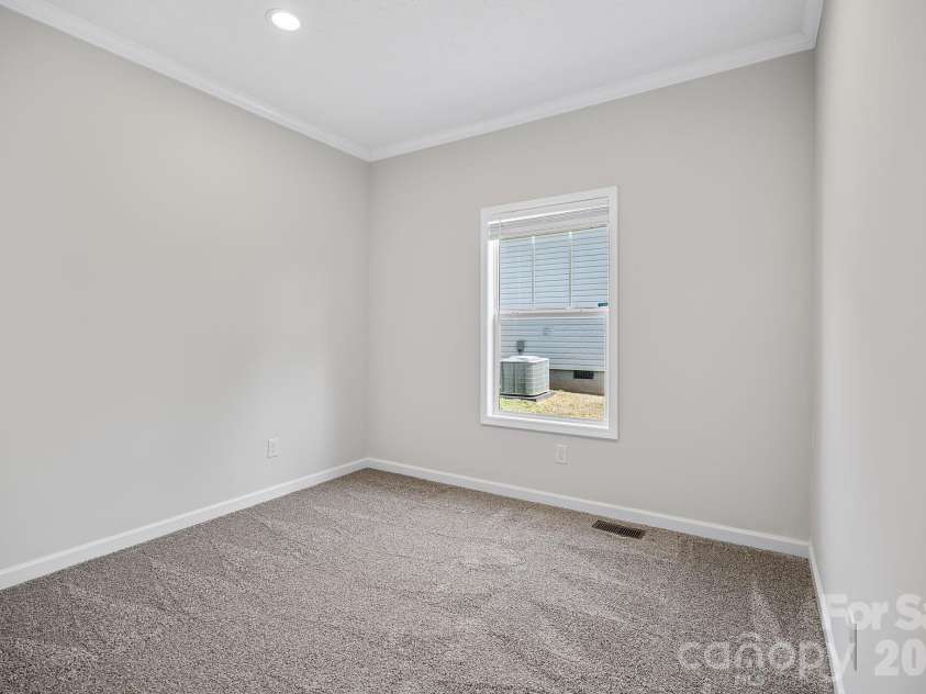 130 Bellamy Road, Asheville, NC 28806.  MLS# CAR4370513, YatesRealty ID 20834. 