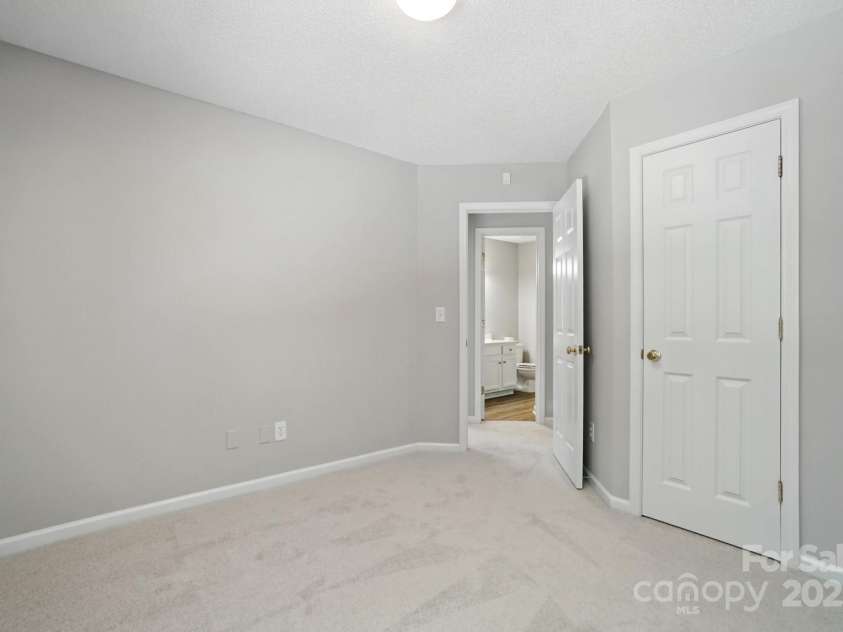 14658 Laura Michelle Road, Huntersville, NC 28078.  MLS# CAR4273188, YatesRealty ID 20836. 