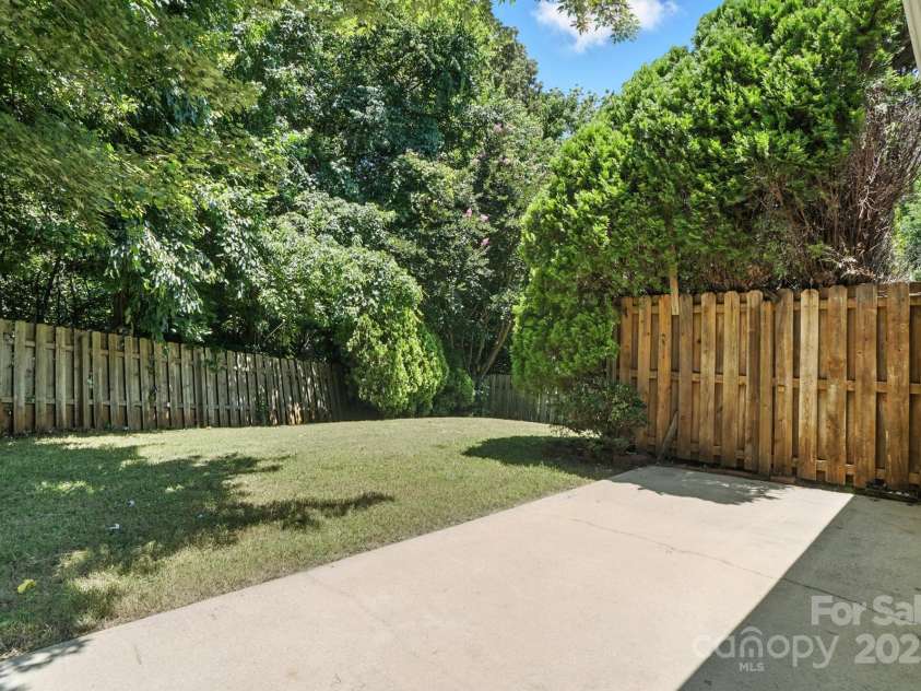 14658 Laura Michelle Road, Huntersville, NC 28078.  MLS# CAR4273188, YatesRealty ID 20836. 