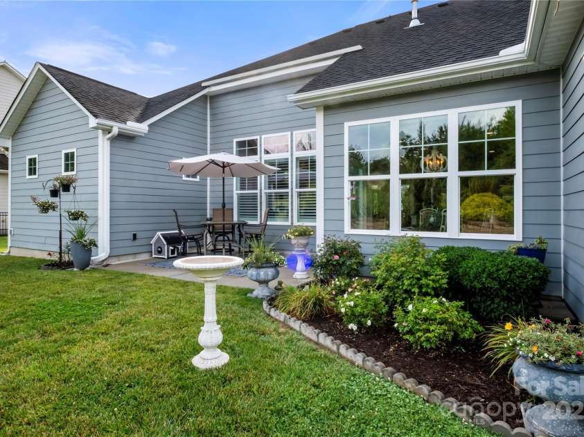 2399 Ashbourne Place, Concord, NC 28025.  MLS# CAR4269608, YatesRealty ID 20837. 