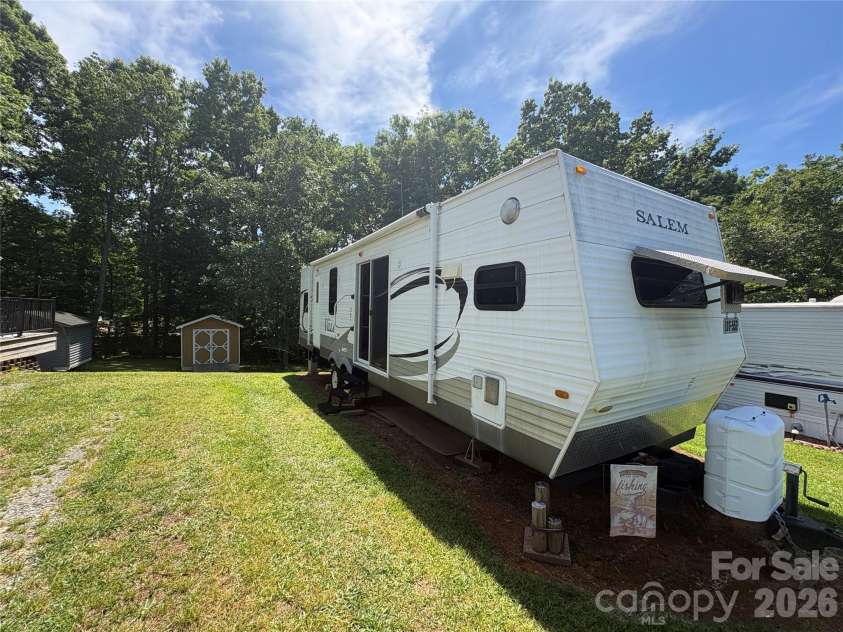 132 Blue Bird Drive, New London, NC 28127.  MLS# CAR4379878, YatesRealty ID 20839. 